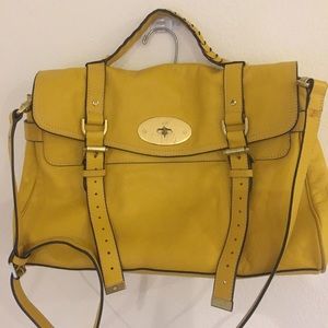 Mulberry handbag mustard color